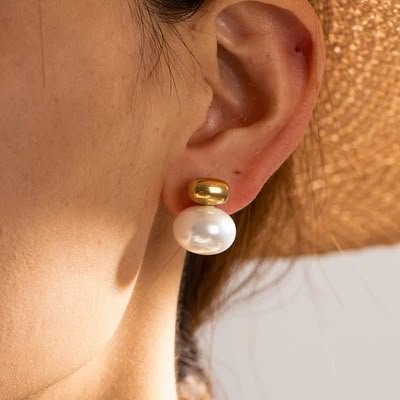 Ball Pearl Earring