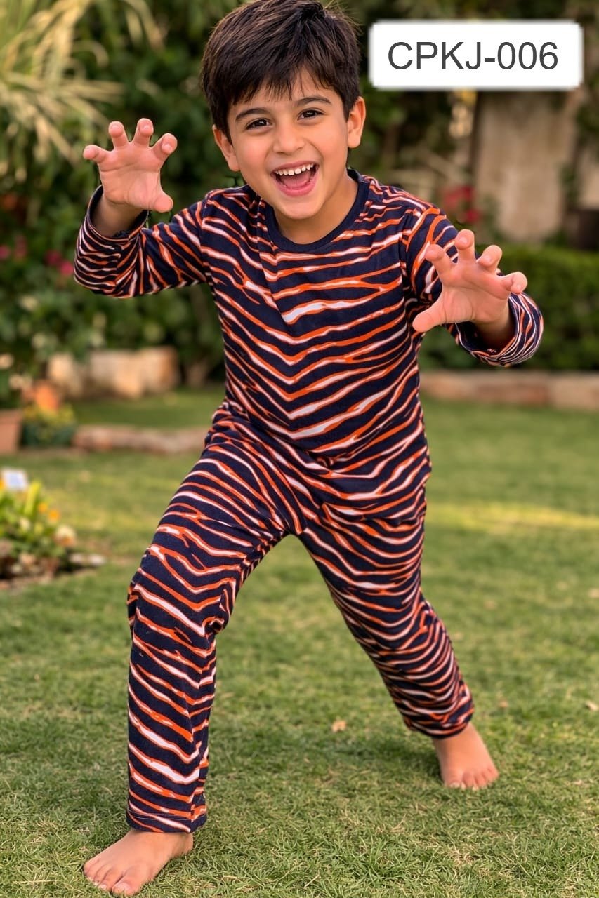 Kids Full Sleeves Night Suits - Image 10