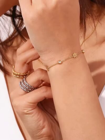 Luxury Daisy Bracelet