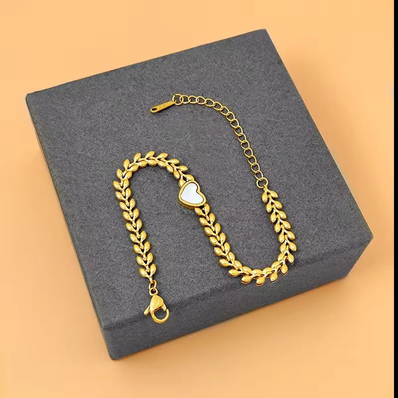 Luxury Heart Bracelet - Image 2