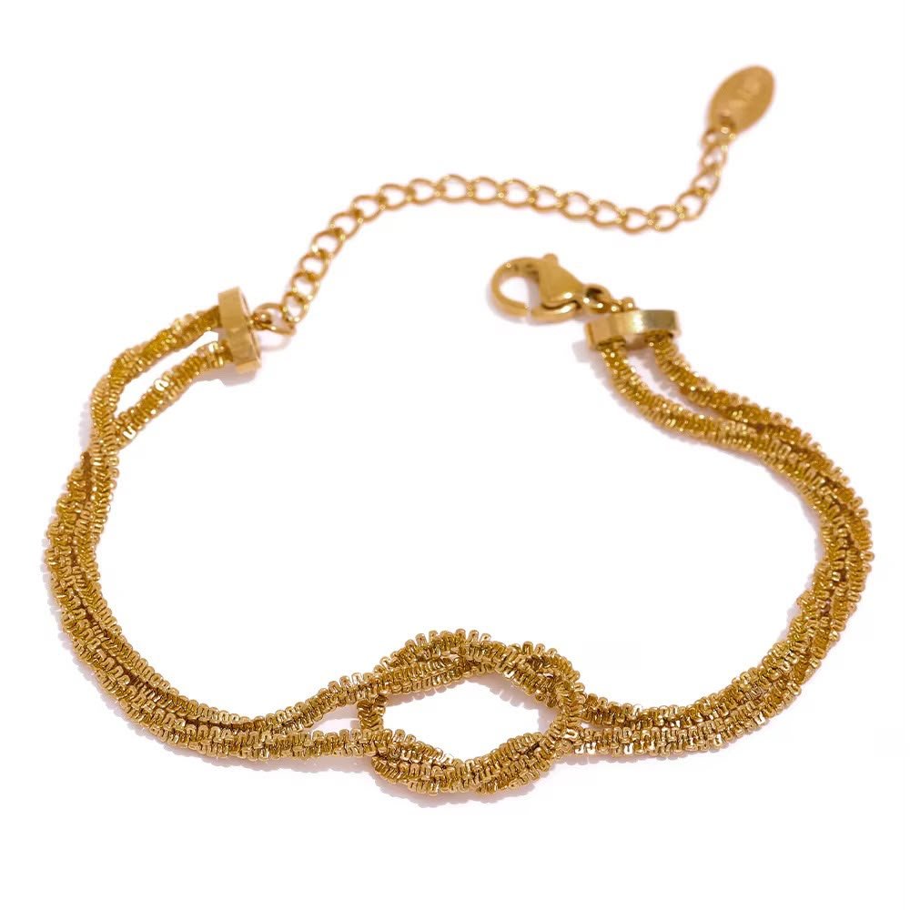 Luxury Twist Bracelet - Image 4