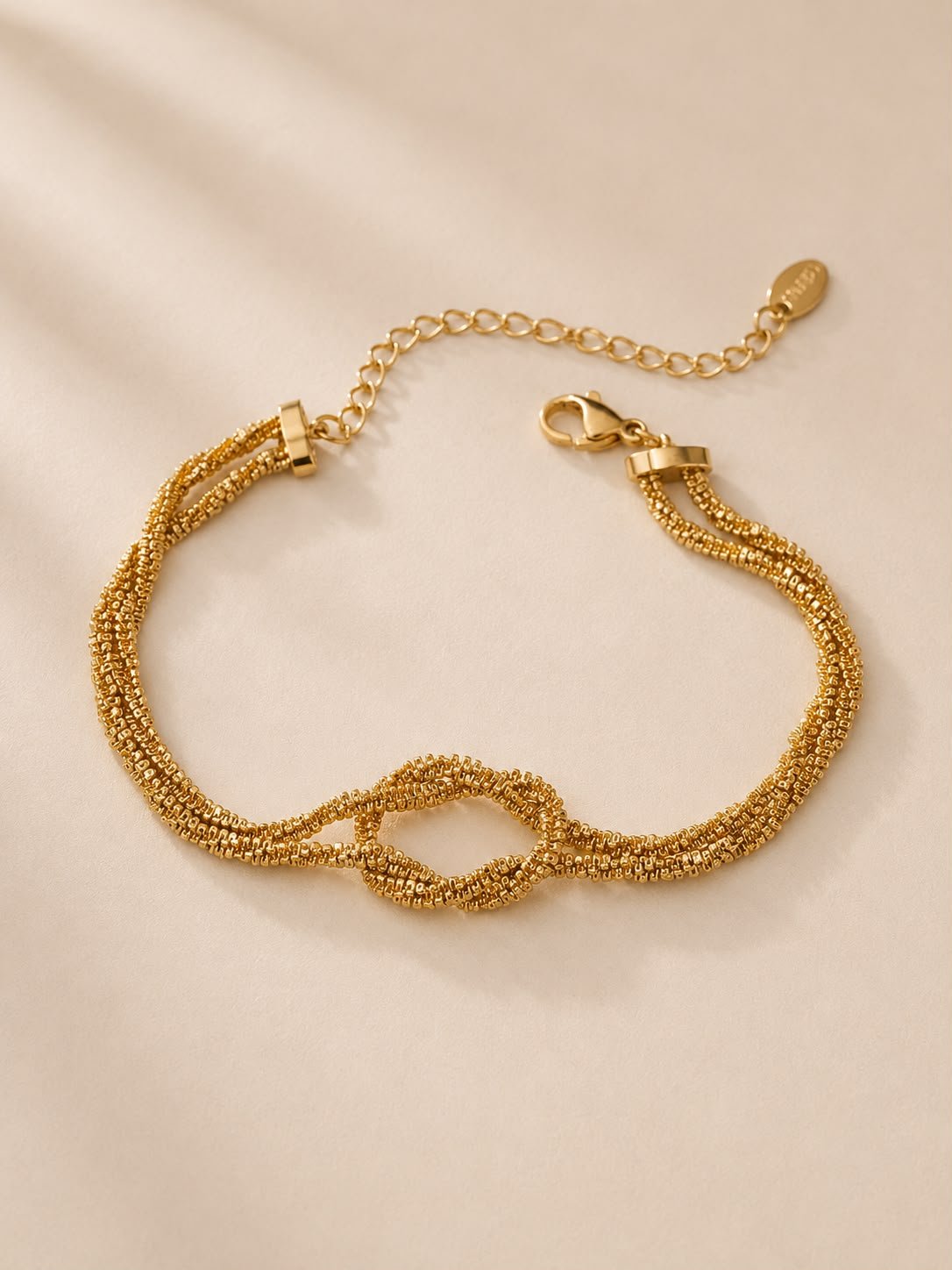 Luxury Twist Bracelet - Image 2