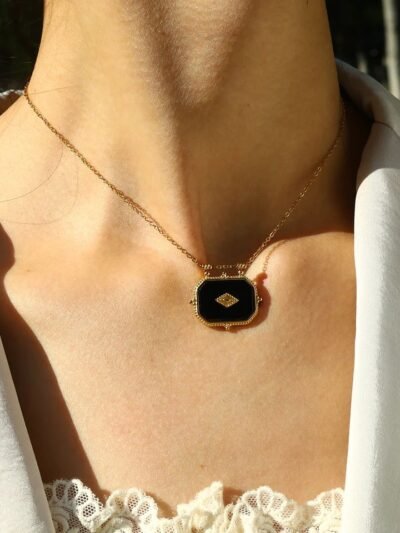 Retro Geometric Necklace